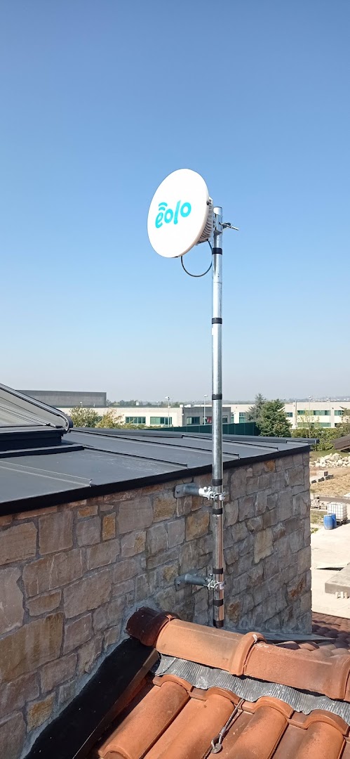 TEKNO VIDEO di Villa Stefano INSTALLAZIONE ANTENNE - RIPARAZIONI TV - COMPUTER - TELEFONIA · Foto 11